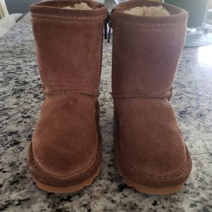 Bearpaw Toddler side zipper boots